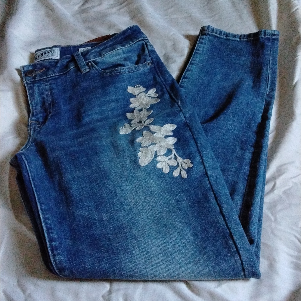 Lucky brand  Lolita skinny size 4/27